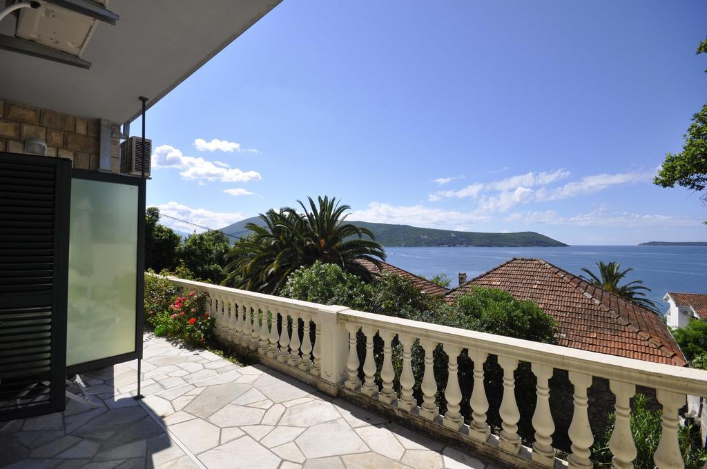 Garni Hotel Bokeska Noc Herceg Novi Exterior photo
