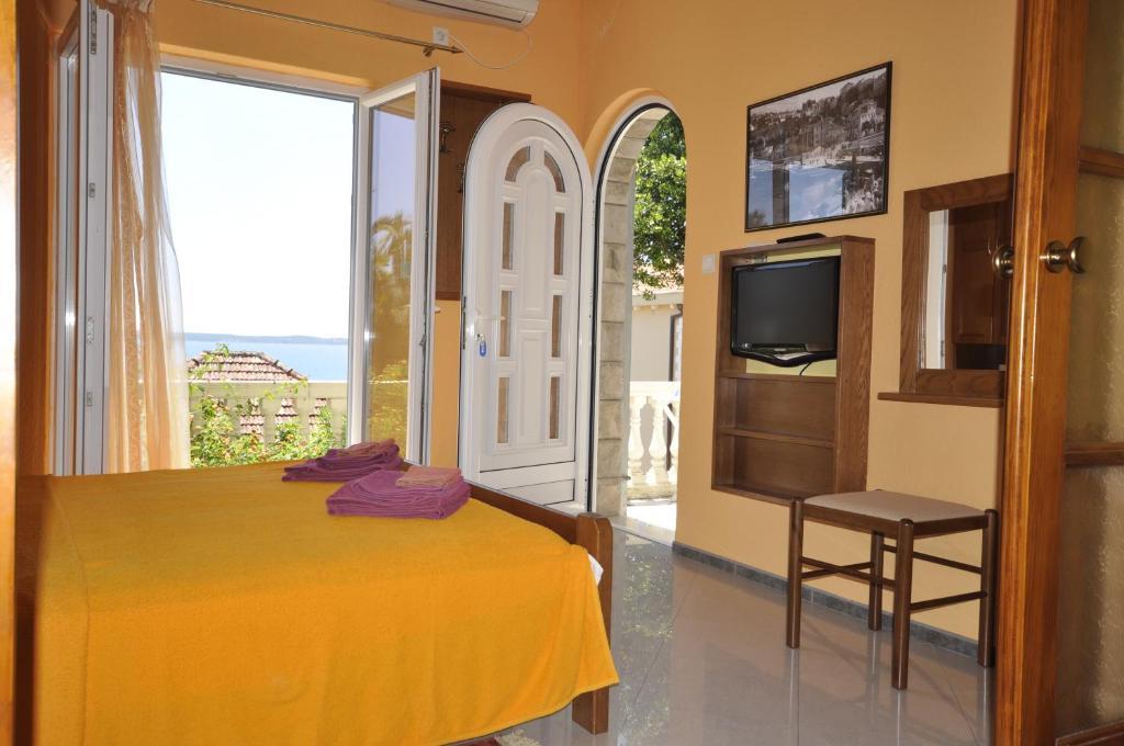 Garni Hotel Bokeska Noc Herceg Novi Exterior photo