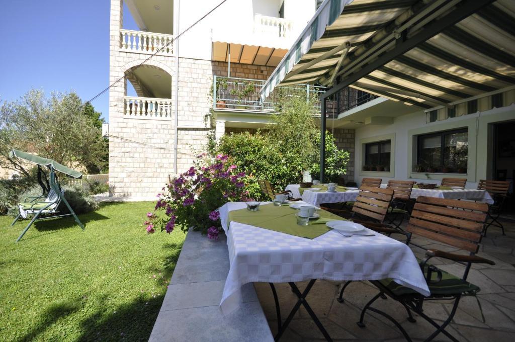 Garni Hotel Bokeska Noc Herceg Novi Exterior photo