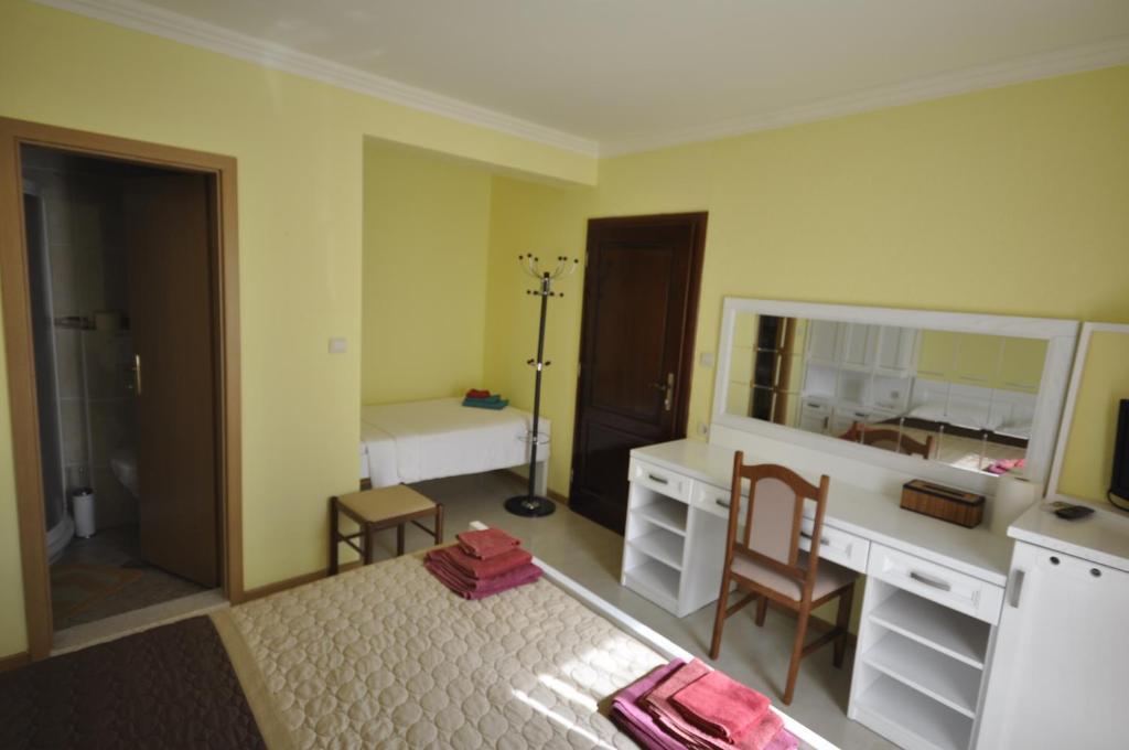 Garni Hotel Bokeska Noc Herceg Novi Exterior photo