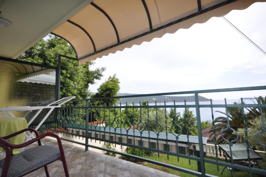 Garni Hotel Bokeska Noc Herceg Novi Exterior photo