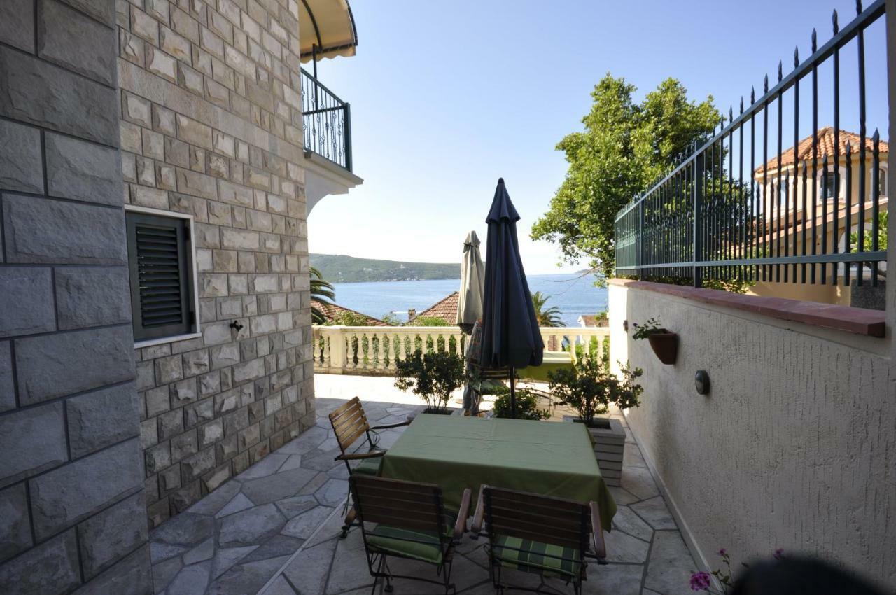 Garni Hotel Bokeska Noc Herceg Novi Exterior photo